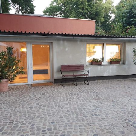 Ferienwohnung Lindenhof, Zentrumsnah Mit Terrasse Und Grillmoeglichkeit Maagdenburg Buitenkant foto