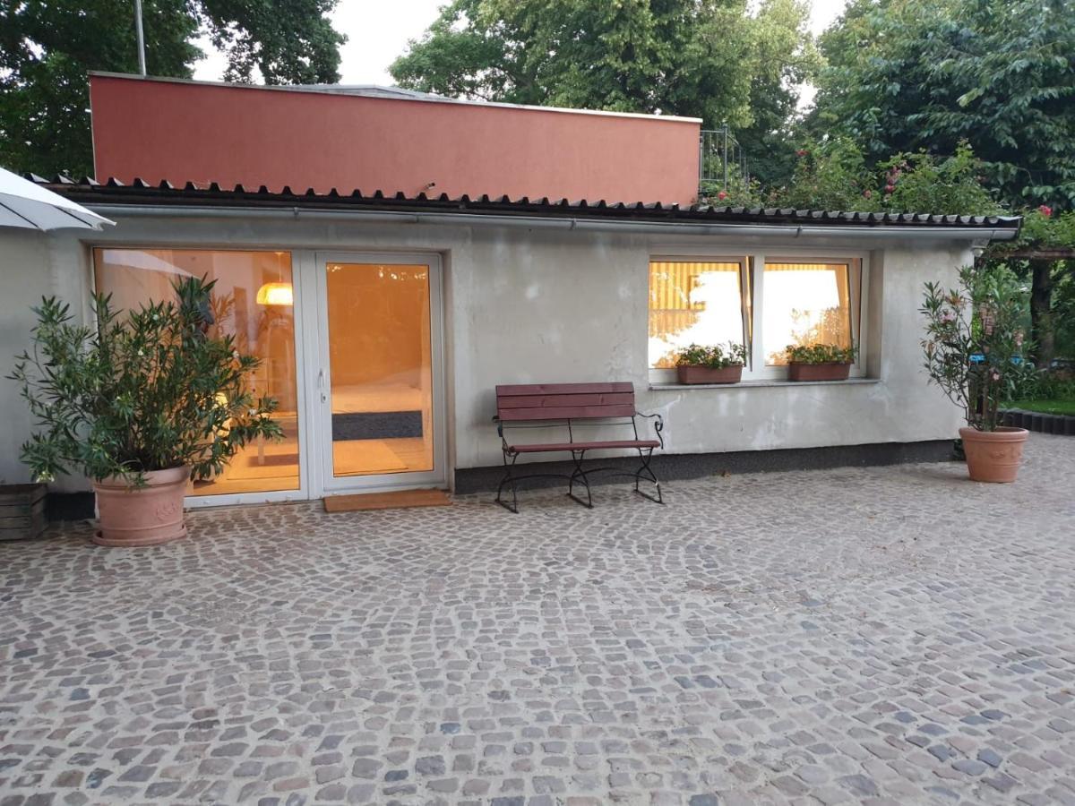 Ferienwohnung Lindenhof, Zentrumsnah Mit Terrasse Und Grillmoeglichkeit Maagdenburg Buitenkant foto