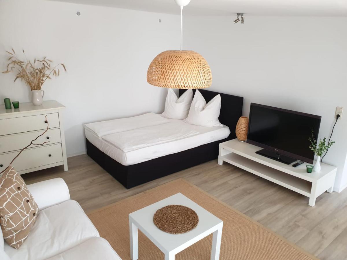 Ferienwohnung Lindenhof, Zentrumsnah Mit Terrasse Und Grillmoeglichkeit Maagdenburg Buitenkant foto